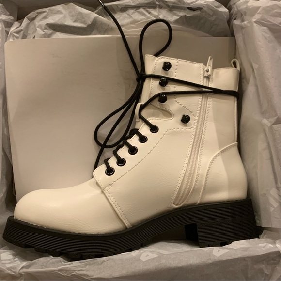 ❤️LAST NEW 8 Mia Indigo White Combat Boot - Picture 10 of 12